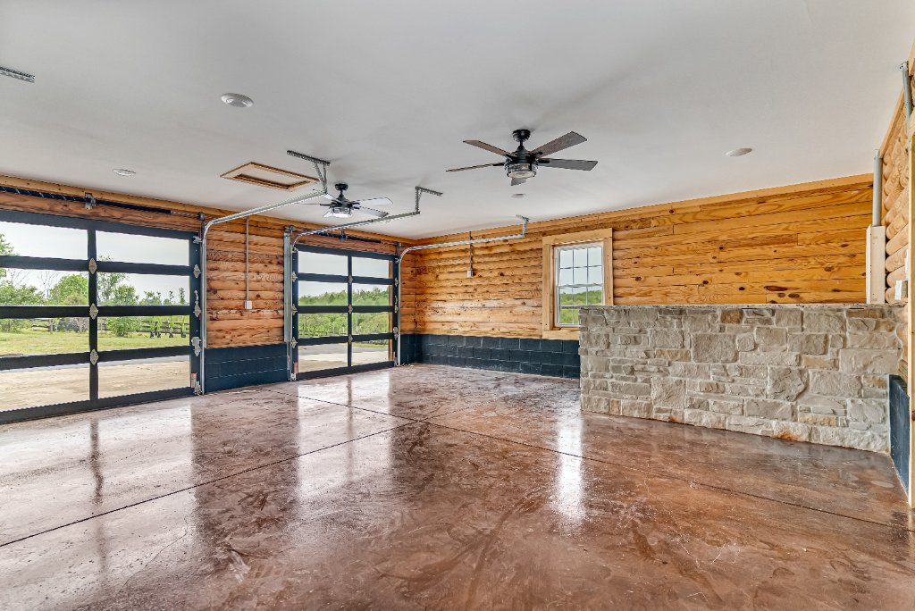 Kentucky Log Cabin Estate 47