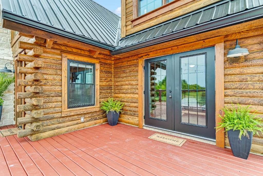 Kentucky Log Cabin Estate 6