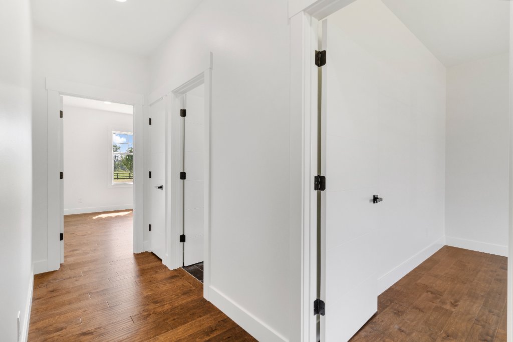 Woodford County Brick Estate 22