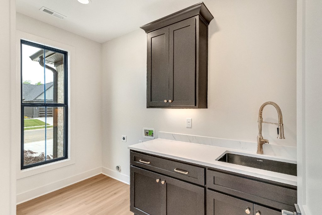 Lexington Modern Farmhouse 21