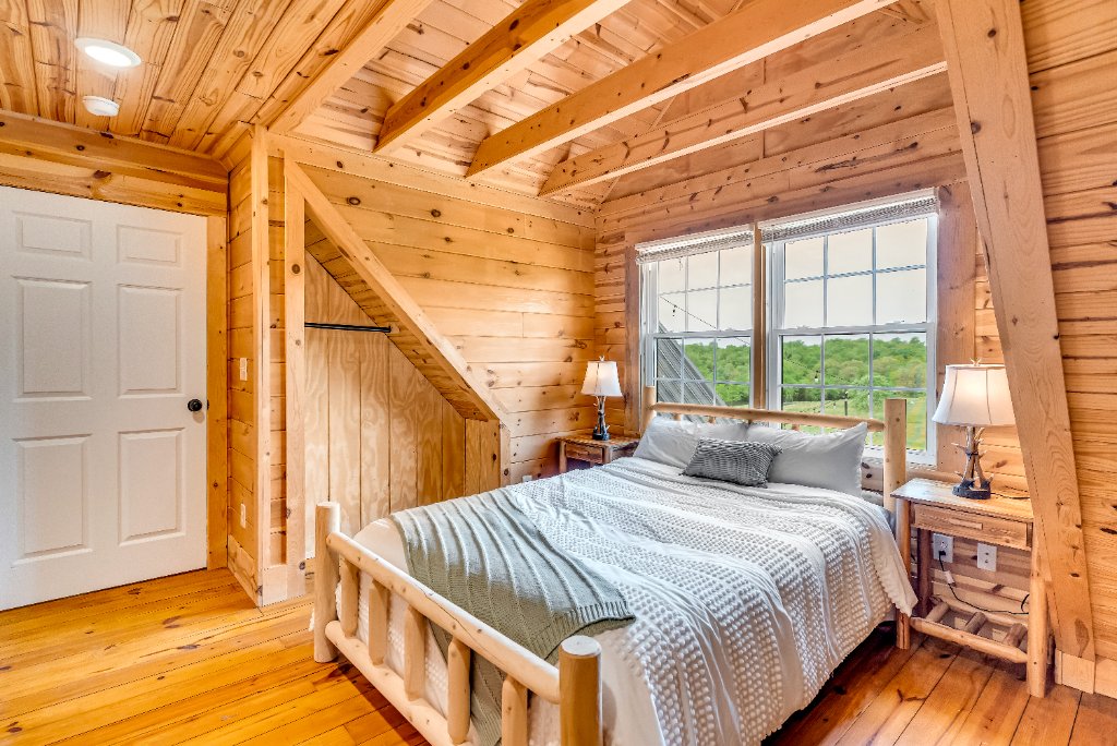 Kentucky Log Cabin Estate 25