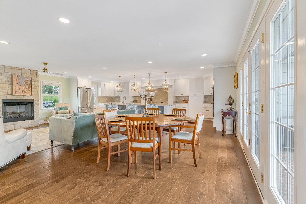 Lexington Farmhouse Estate 15