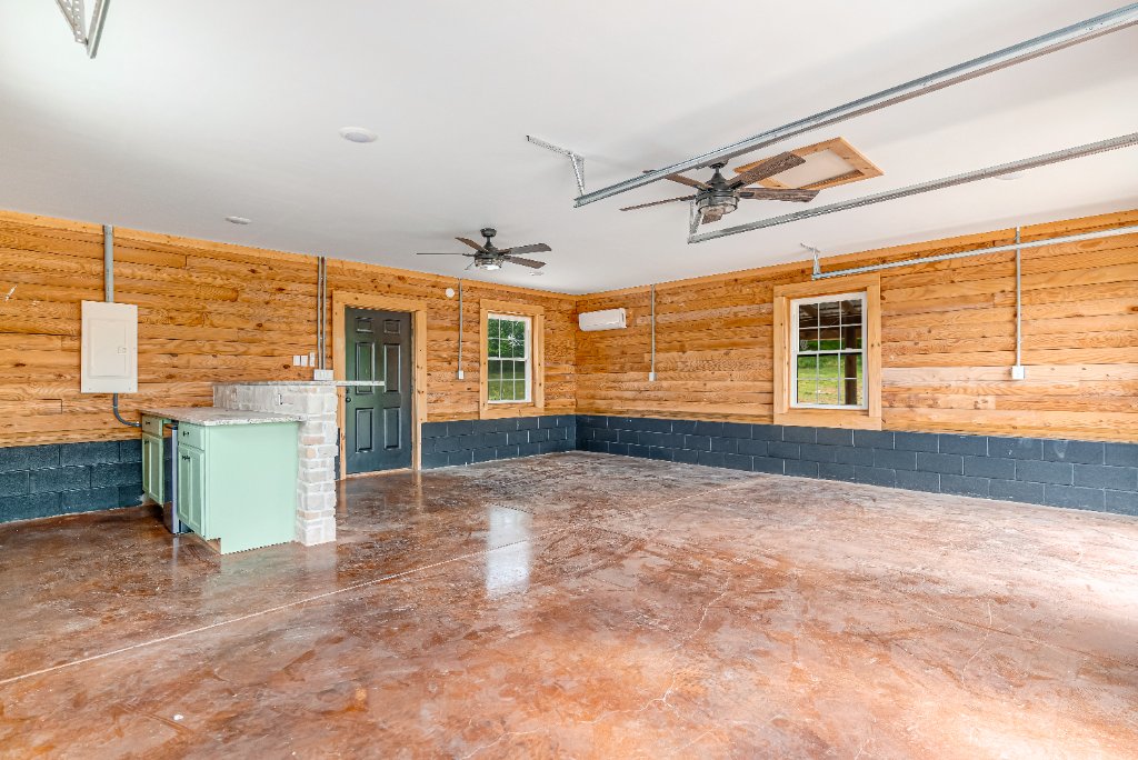 Kentucky Log Cabin Estate 49