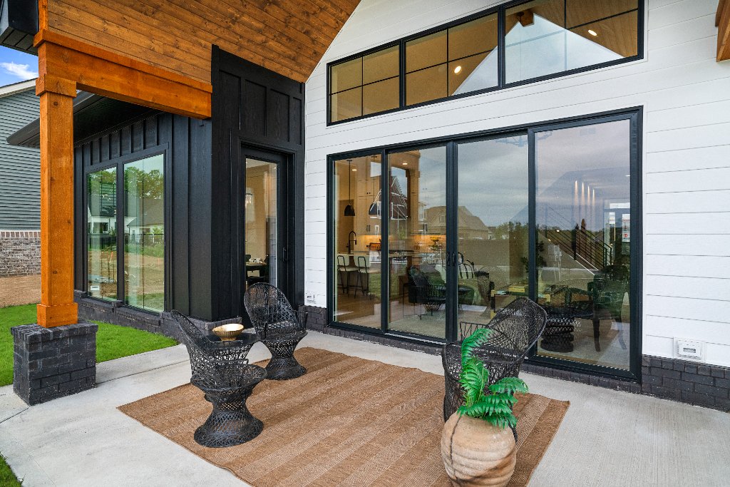 Bowling Green Stone Farmhouse 42