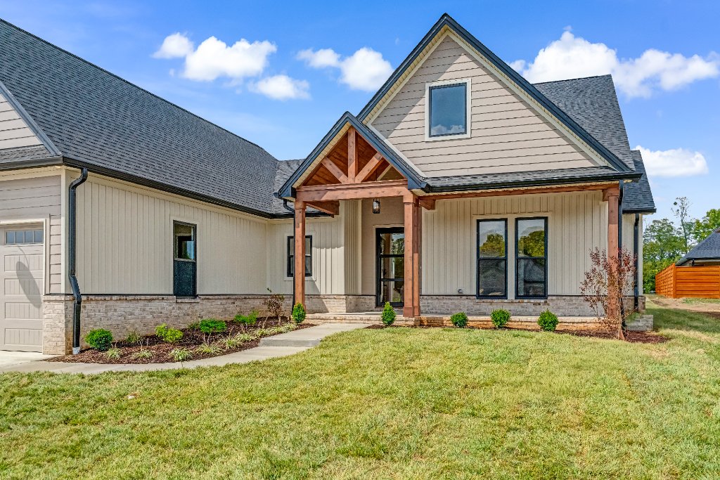 Hartland Modern Farmhouse 3