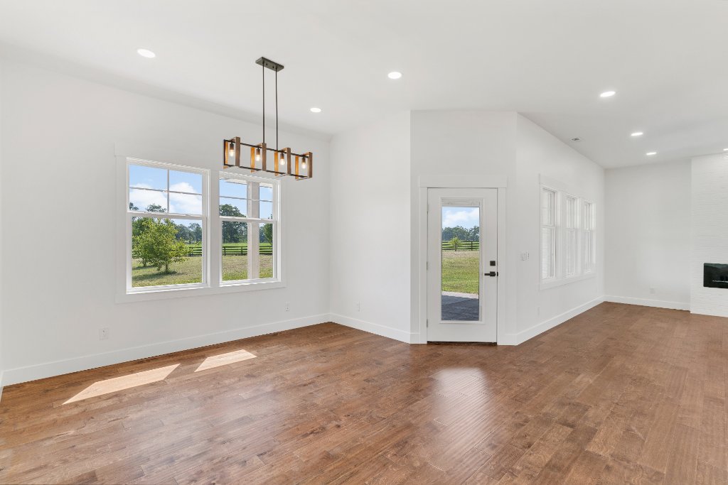 Woodford County Brick Estate 14