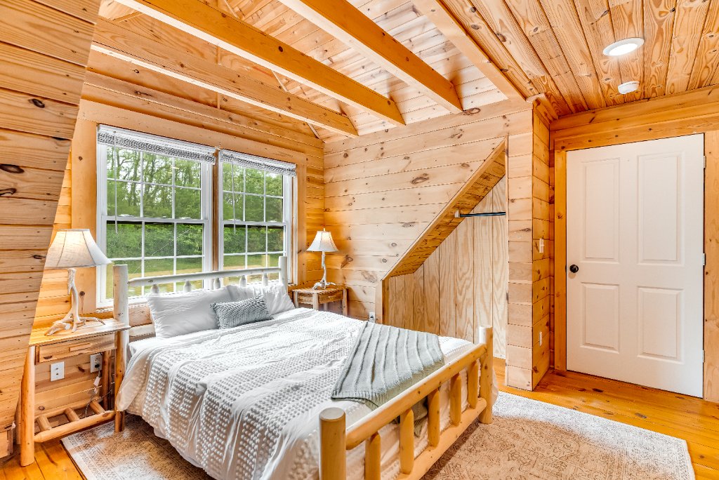 Kentucky Log Cabin Estate 28