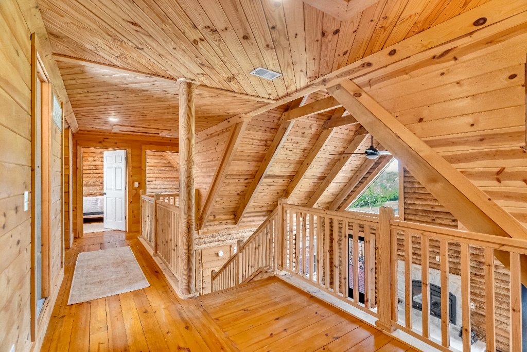 Kentucky Log Cabin Estate 21