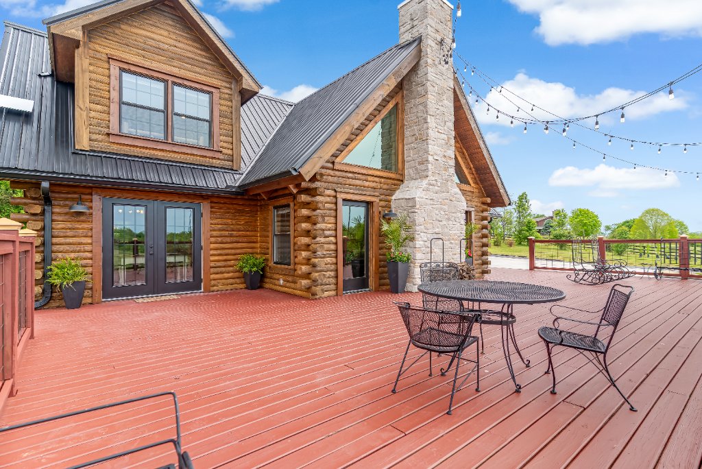 Kentucky Log Cabin Estate 4
