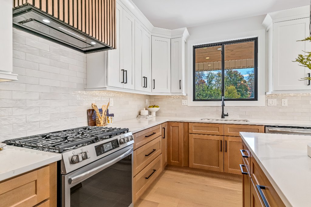 Clays Mill Modern Farmhouse 17