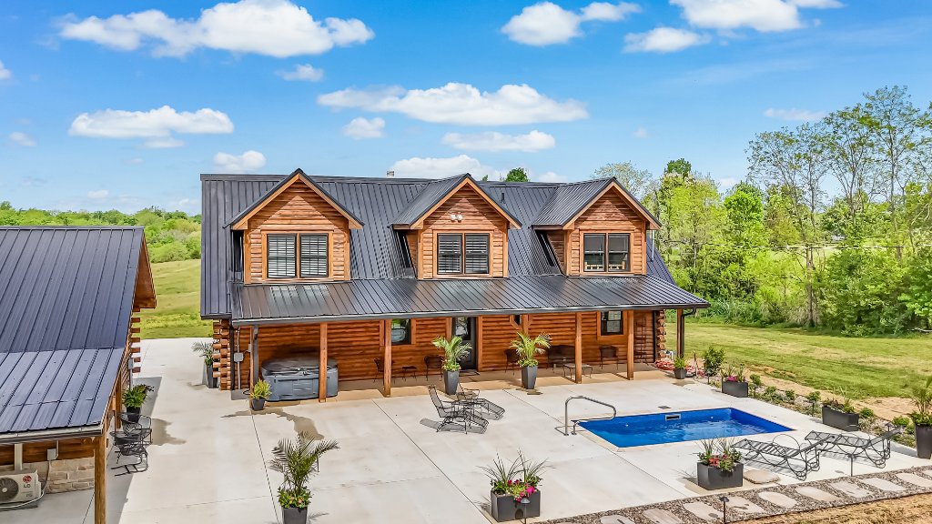 Kentucky Log Cabin Estate 45