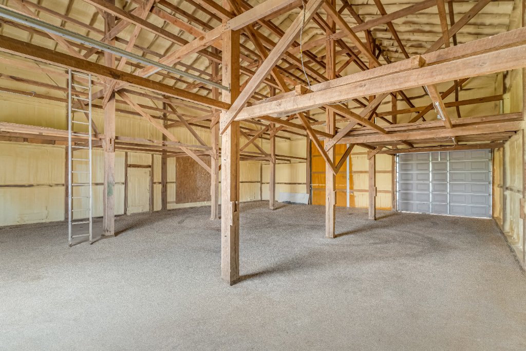 Lexington Farmhouse Estate 66