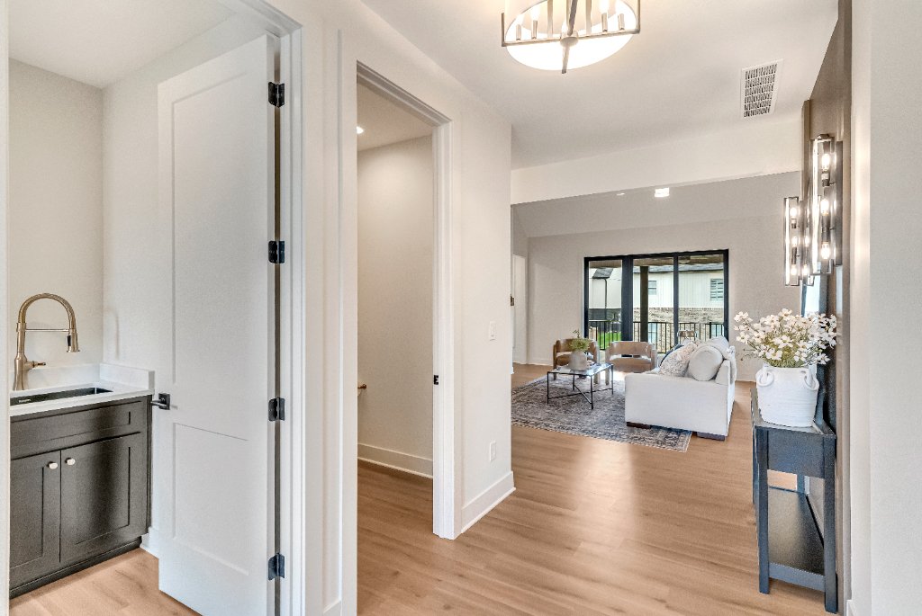 Lexington Modern Farmhouse 20