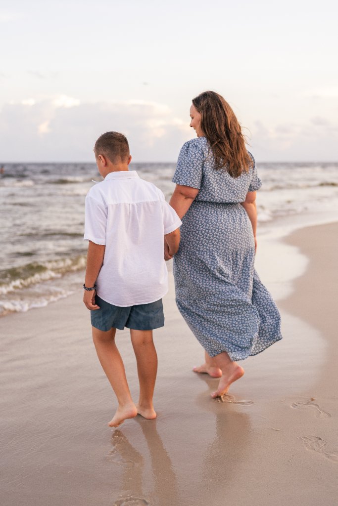 Family beach photo 22