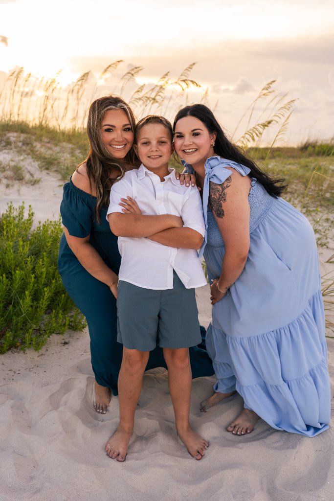 Family beach photo 10