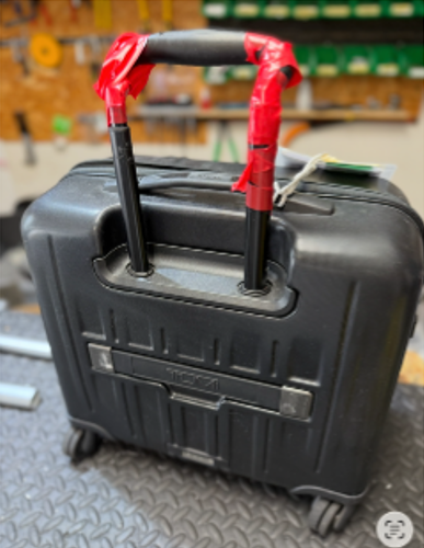 TUMI 伸縮ハンドル修理