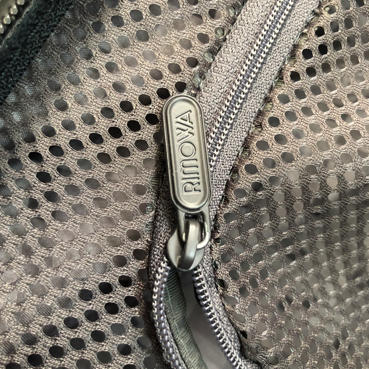 リモワ（RIMOWA）ファスナー修理
