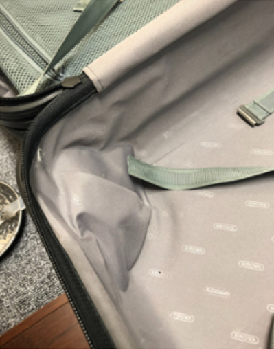 RIMOWA 内装紐外れ修理（固定ベルト・ゴム紐補修）