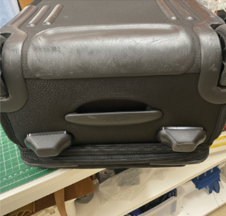 TUMI フットパーツ交換修理 修理後