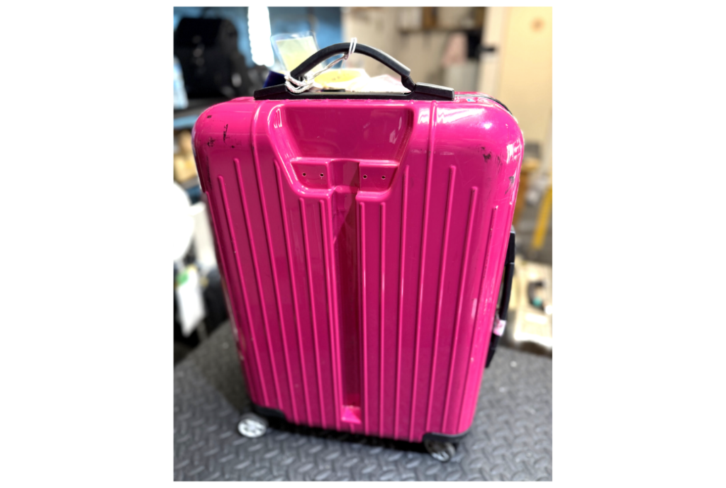 RIMOWA サルサエアー（ショッキングピンク・限定色）伸縮ハンドル交換
