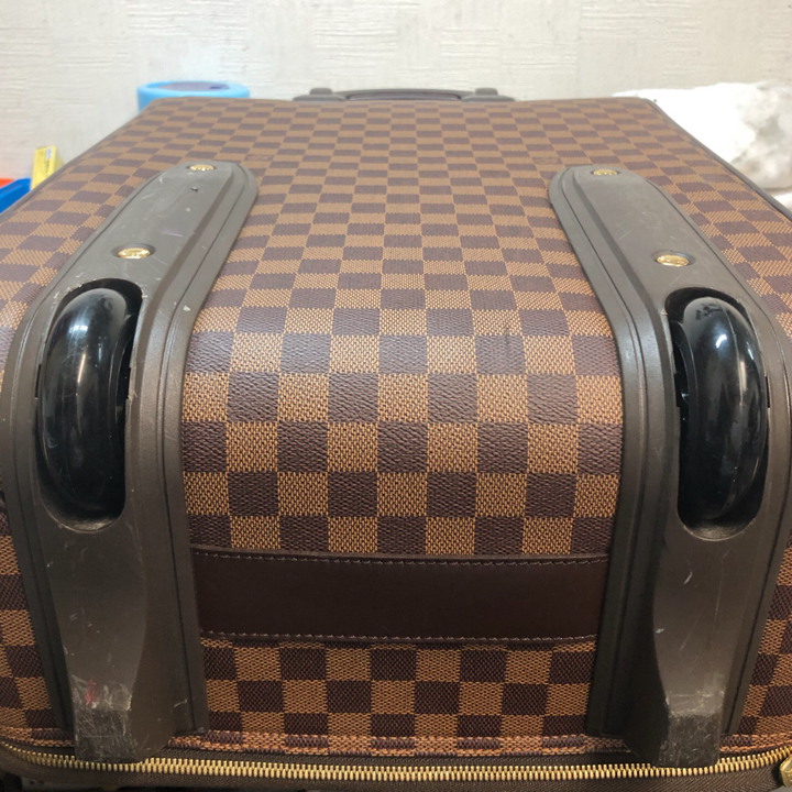 ルイヴィトンスーツケース修理後