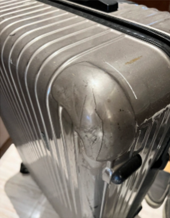 RIMOWA ボディ亀裂修理（ひび割れ補修・塗装対応）