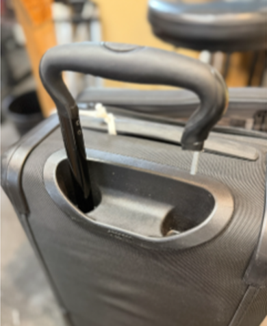 TUMI 伸縮ハンドル修理