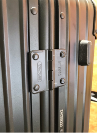 RIMOWA ヒンジ修理(蝶番破損・再固定対応) 修理後