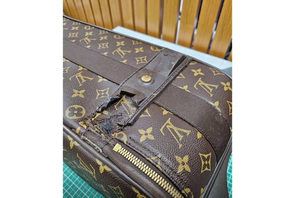 ボディ破れ
