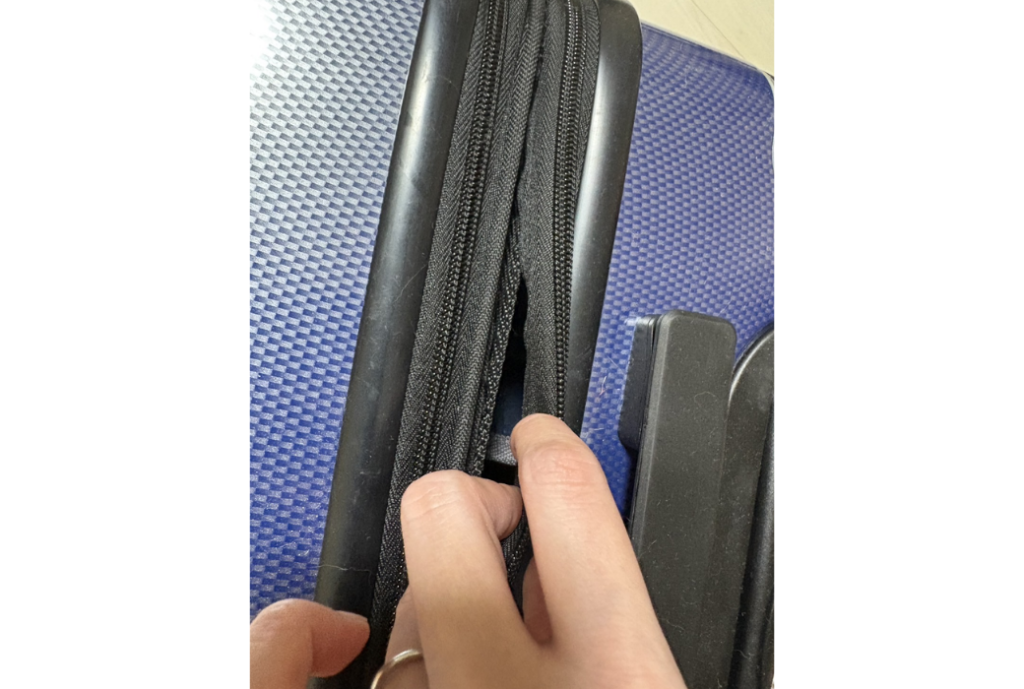 Samsonite ファスナー修理（スライダー交換）