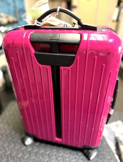 RIMOWA サルサエアー（ショッキングピンク・限定色）伸縮ハンドル交換 修理後