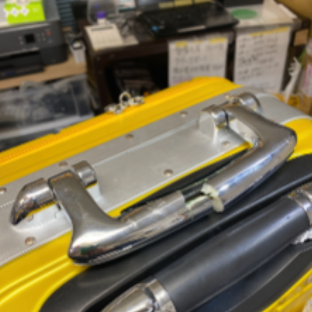RIMOWA プラスチックハンドル修理（アルミ復刻対応）