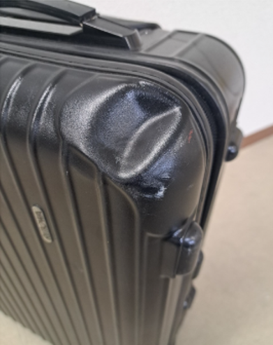 RIMOWA ボディ凹み修理（アルミケース補修）