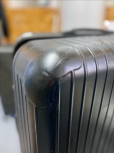 RIMOWA ポリカーボネートボディ補修修理 修理後