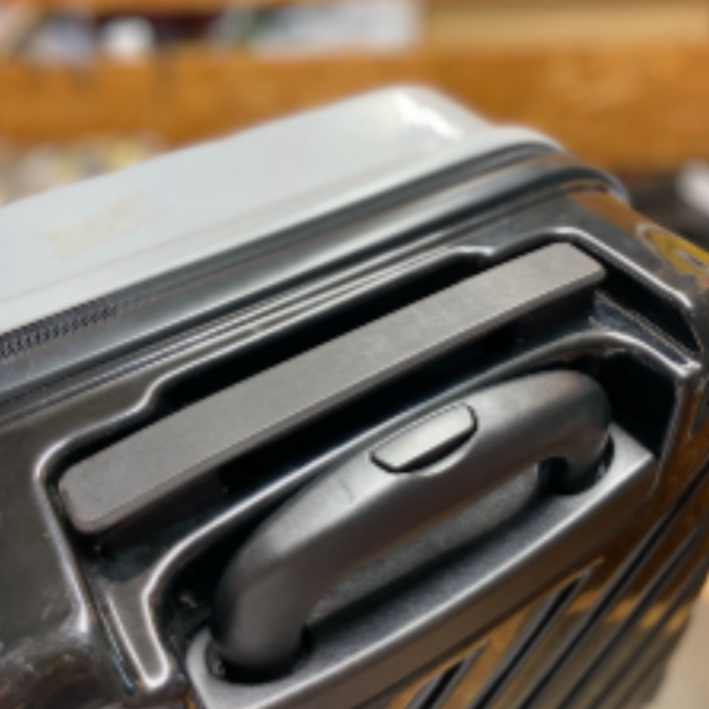 TUMI 樹脂ハンドル交換修理 修理後