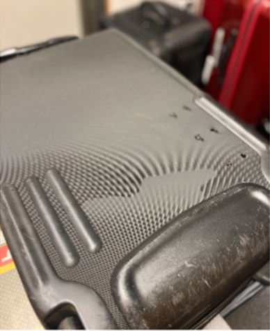 TUMI フットパーツ交換修理