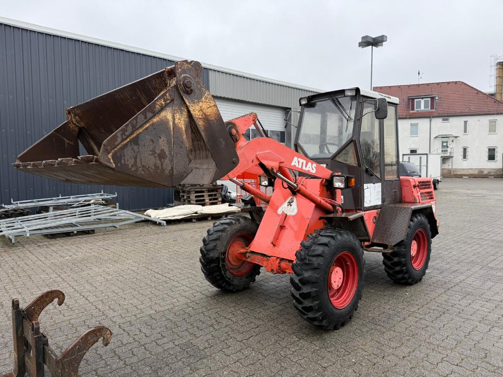 Baumaschinen