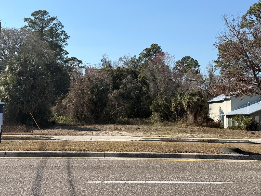 1.20 Acres on Park Ave - Orange Park, FL