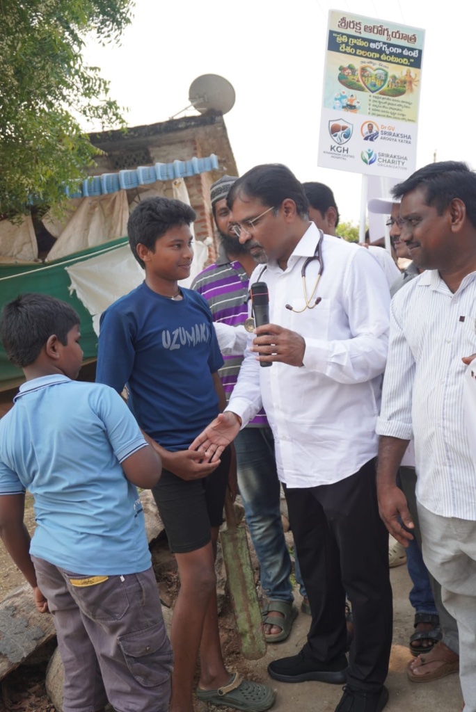 DR GV Engaging with Youth — Sriraksha Arogya Yatra, Jaganadhapuram