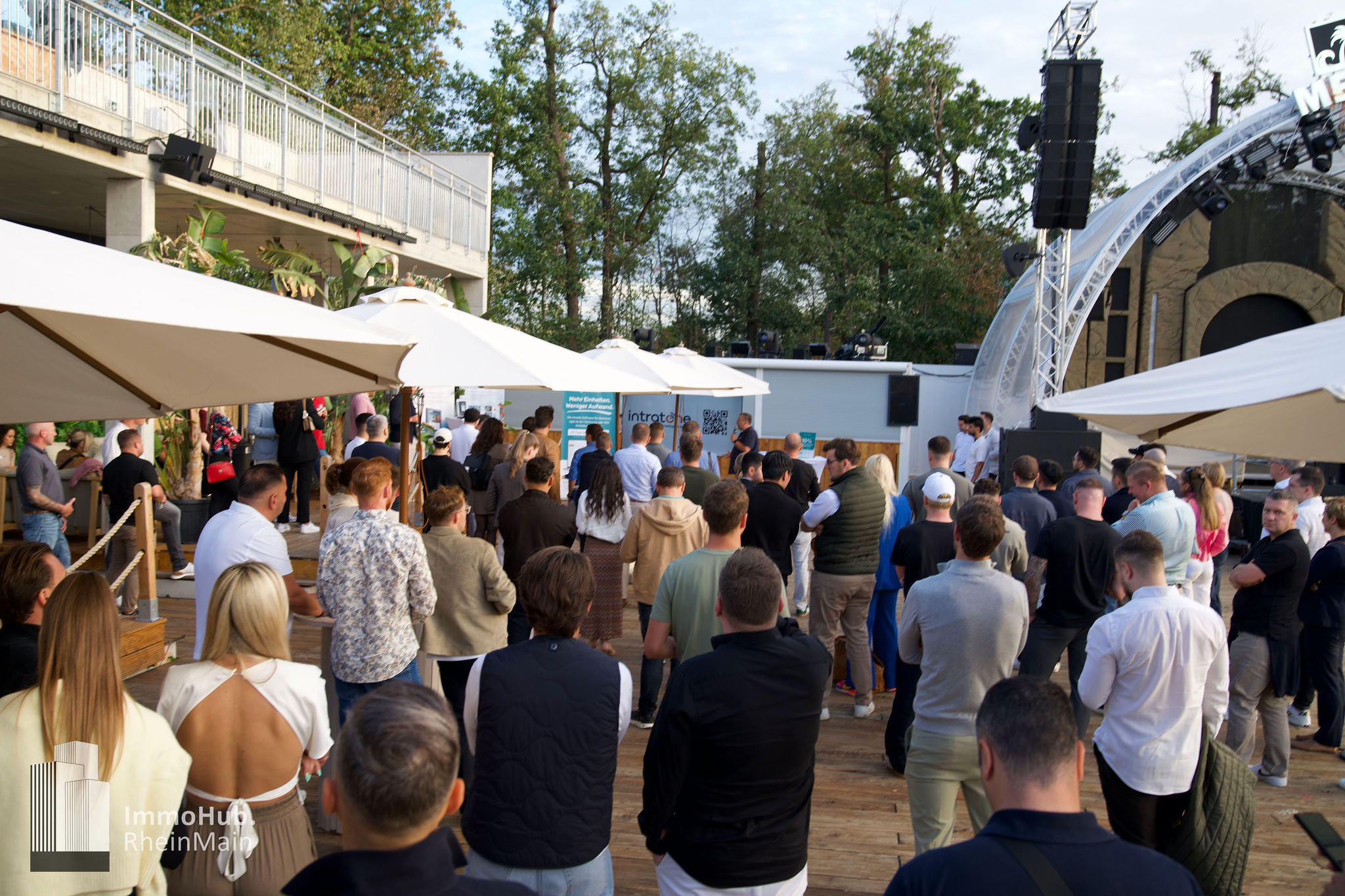 Immobilien Community beim Networking beim ImmoHub RheinMain Expertenspecial in Frankfurt