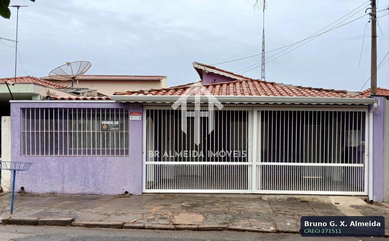 Casa com 3 quartos à venda na Vila Furlan