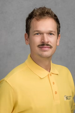 Dominik Gerber - Elektroinstallateur EFZ, Elektro-PROJEKTLEITER i.A. bei Elektro Naef Elektroinstallationen Thalwil