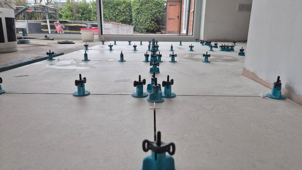 Why I Use Tile Levelling Clips (And What They Actually Do)