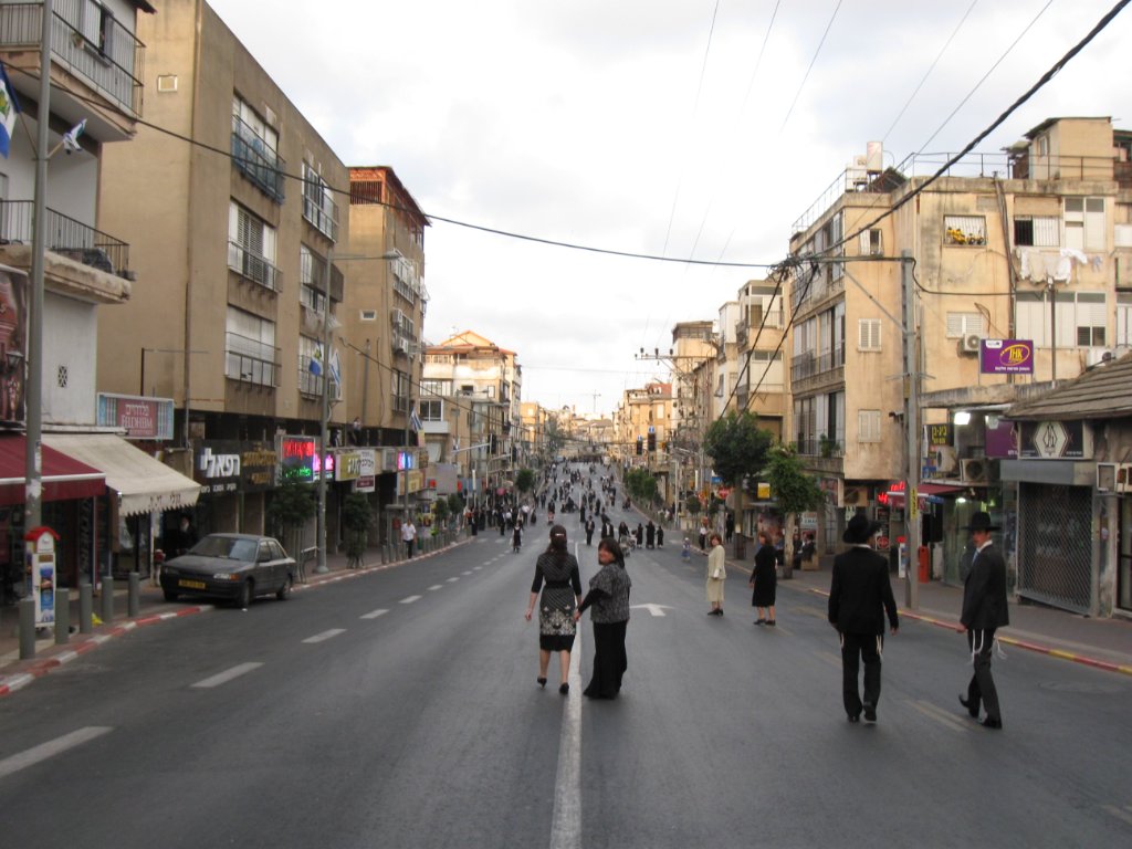Bnei Brak – An Unorthodox Encounter