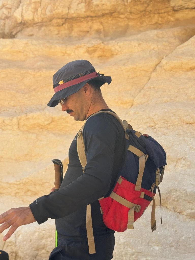 Avner Cohen guiding a group in Israel