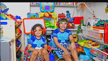 Kids learning with toys