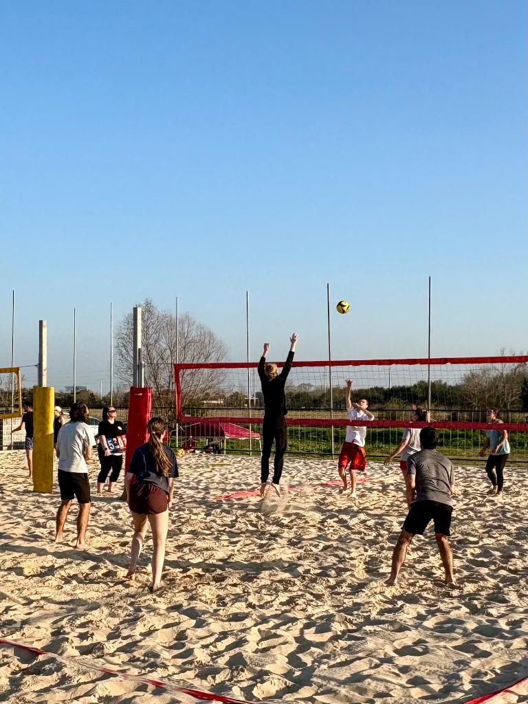 Jump set at the net