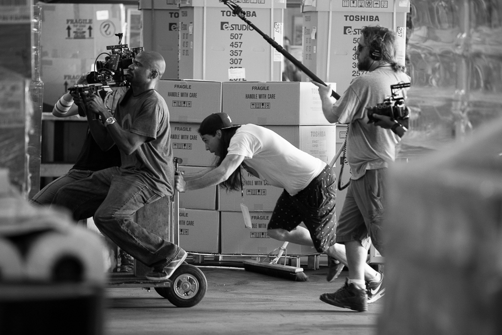 Dolly Push Past the Boxes