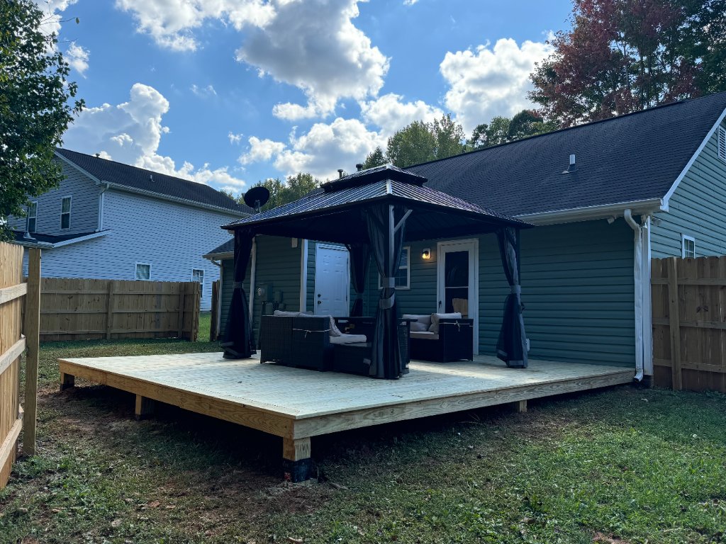 Deck with hardtop gazebo