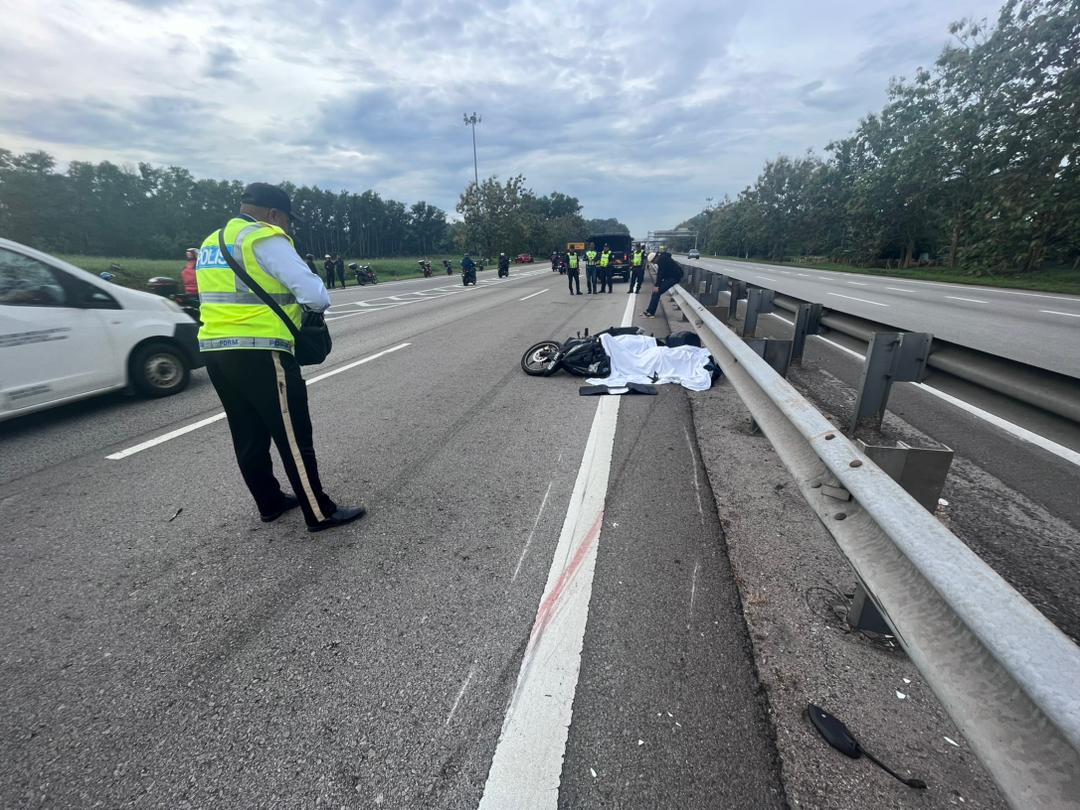 Kemalangan motosikal di lebuh raya Malaysia